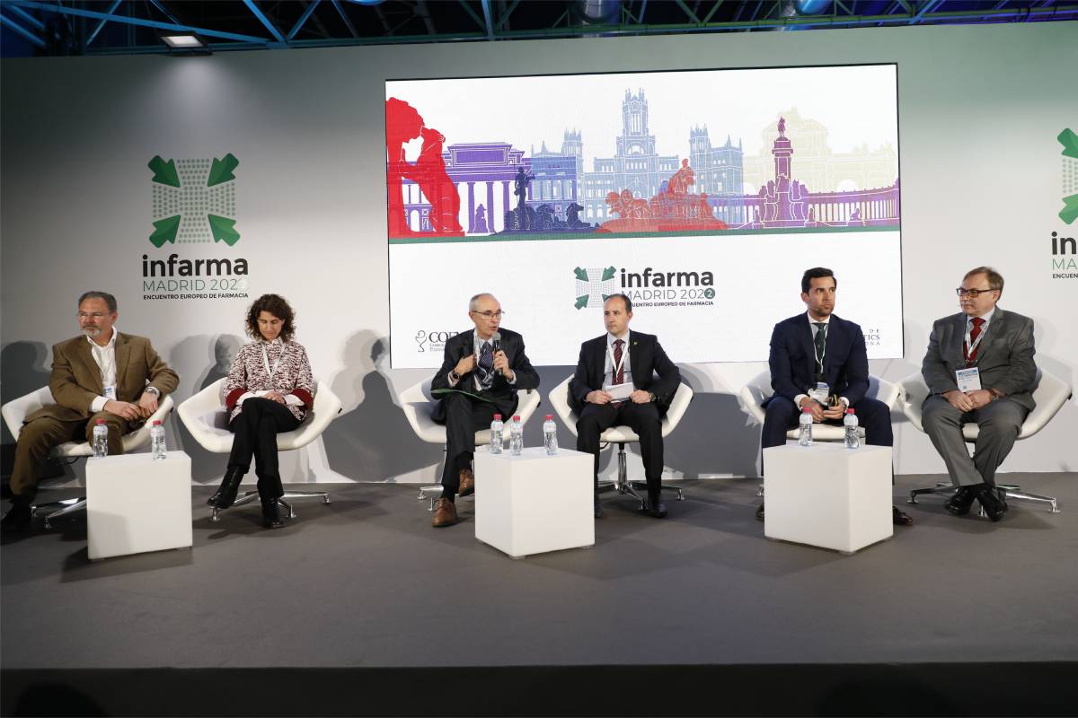 Rafael Areñas, Marta Roig Martnez, Óscar López Moreno, Juan Enrique Garrido, Francisco Criado Martnez y Vicente Colomer. FOTO: Sergio G. Valero.